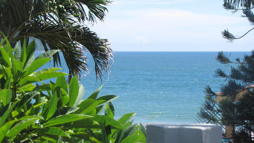 Hotel La Paloma Oceanfront Retreat à San Patricio - Melaque Extérieur photo